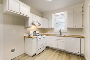 208 North Ave, Elgin, TX 78621 - Photo 7