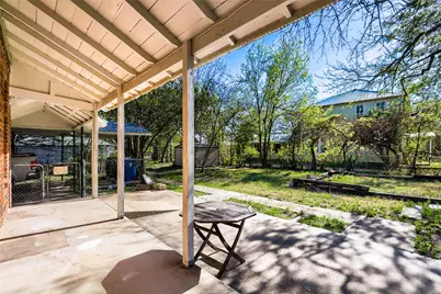208 N Avenue, Elgin, TX 78621 - Photo 25