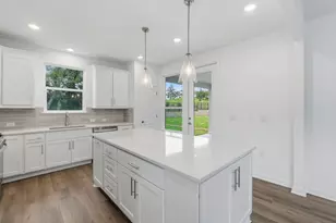1002 Martingale St, Georgetown, TX 78633 - Photo 5