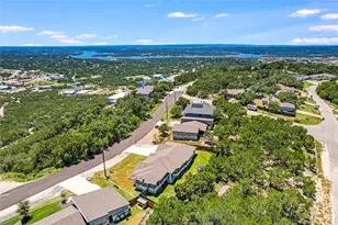 20608 Adobe Trail, Lago Vista, TX 78645 - Photo 29