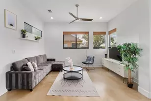 3311 Pennsylvania Ave, Austin, TX 78721 - Photo 7