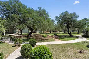 423 Wetzel, Kyle, TX 78640 - Photo 3