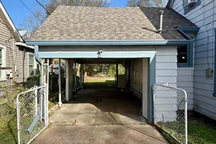 1836 Rivercrest St, Beaumont, TX 77703 - Photo 31