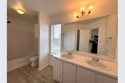 722 Lavaca Loop, Elgin, TX 78621 - Photo 13