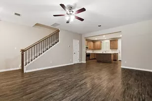 179 S Holly St, Georgetown, TX 78626 - Photo 5