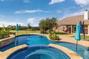 155 Comanche Cir, Hutto, TX 78634 - Photo 5