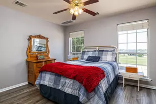 155 Comanche Cir, Hutto, TX 78634 - Photo 25
