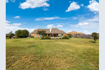 155 Comanche Circle, Hutto, TX 78634 - Photo 35