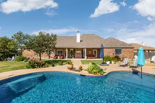 155 Comanche Cir, Hutto, TX 78634 - Photo 3