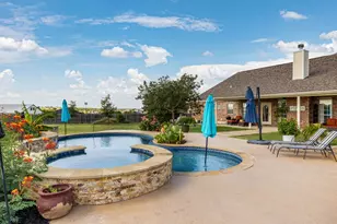 155 Comanche Cir, Hutto, TX 78634 - Photo 25