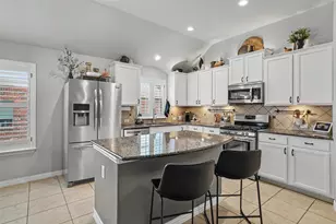 2412 Stonepath Way, Pflugerville, TX 78660 - Photo 9
