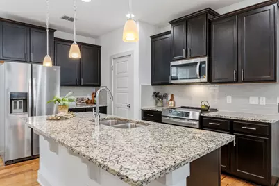 1007 Totis Road, Austin, TX 78748 - Photo 13