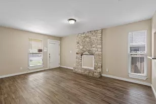 900 Fieldwood Dr, Austin, TX 78758 - Photo 3