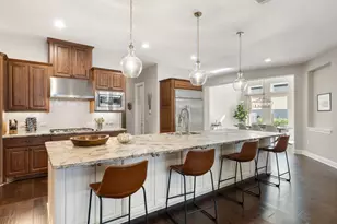 916 Morning Moon Cir, Austin, TX 78732 - Photo 3