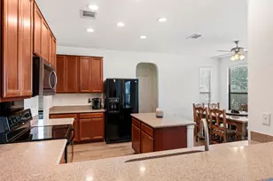 6317 Baythorne Dr, Austin, TX 78747 - Photo 11