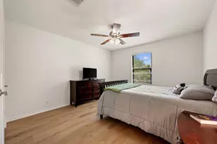 6317 Baythorne Dr, Austin, TX 78747 - Photo 25