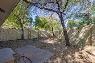 4600 Rocking Chair Rd, Austin, TX 78744 - Photo 7