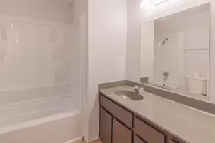 4600 Rocking Chair Rd, Austin, TX 78744 - Photo 5