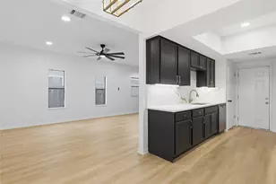 2622 Gwendolyn Ln, Austin, TX 78748 - Photo 9