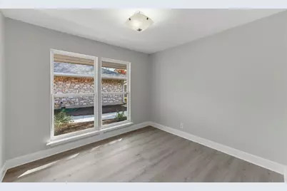 7607 Silverplume Circle, Austin, TX 78757 - Photo 25