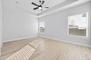 125 William Hersee Dr, Bastrop, TX 78602 - Photo 9