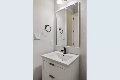 16313 Leopold Trail, Austin, TX 78738 - Photo 21