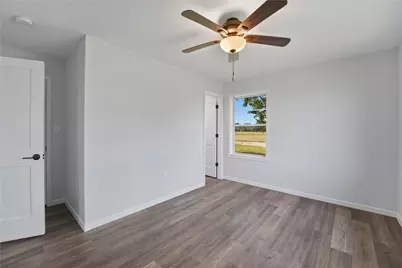 139 Owl Creek Road, La Grange, TX 78960 - Photo 9