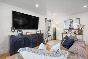 1519 W 29th St, Austin, TX 78703 - Photo 5