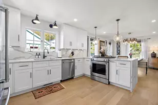 1519 W 29th St, Austin, TX 78703 - Photo 3