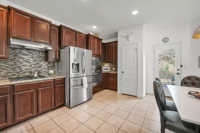 520 S Meadowlark Street #B, Lakeway, TX 78734 - Photo 7