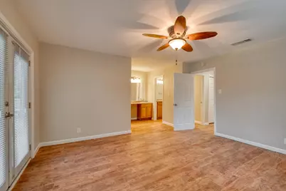 2700 Catalina Drive #B, Austin, TX 78741 - Photo 11