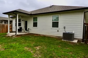 224 Baron Creek Trail, Bastrop, TX 78602 - Photo 23