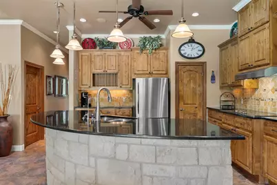 208 Hacienda Place, Dripping Springs, TX 78620 - Photo 19
