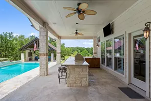 208 Hacienda Pl, Dripping Springs, TX 78620 - Photo 39
