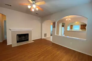 207 Brown St, Hutto, TX 78634 - Photo 5