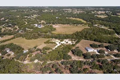 1040 County Road 323A, Liberty Hill, TX 78642 - Photo 3