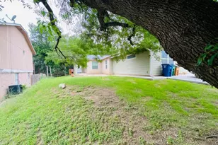6402 Auburn Dr, Austin, TX 78723 - Photo 23
