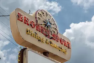 2000 Lightsey Rd, Austin, TX 78704 - Photo 21