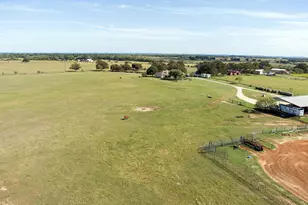 2542 Witter Rd, Lockhart, TX 78644 - Photo 21