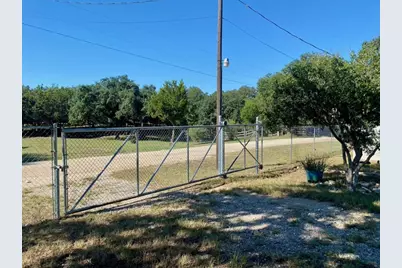 403 Kruse Loop, Lakehills, TX 78063 - Photo 17