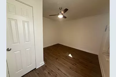 527 W San Antonio Street #2, San Marcos, TX 78666 - Photo 5