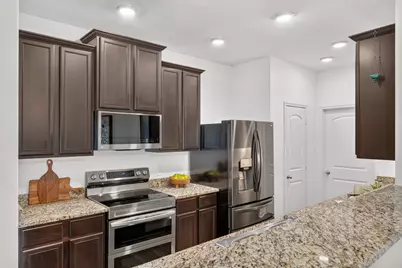 20009 Grover Cleveland Way, Manor, TX 78653 - Photo 5