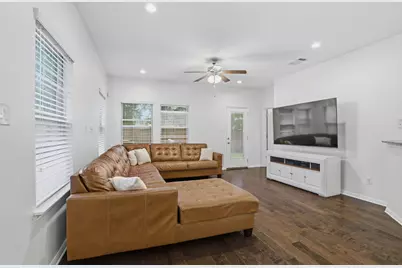 2304 S Lakeline Boulevard #404, Cedar Park, TX 78613 - Photo 7