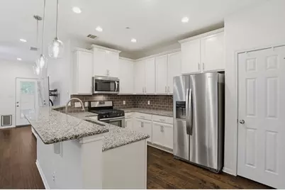 2304 S Lakeline Boulevard #404, Cedar Park, TX 78613 - Photo 5