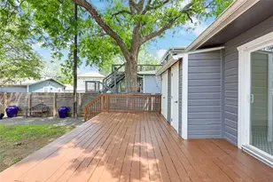 904 Willow St, Austin, TX 78702 - Photo 29
