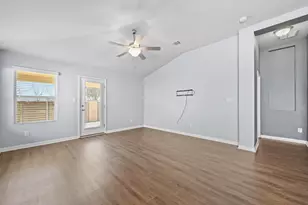 11303 Birlandier Ct, Manchaca, TX 78652 - Photo 11