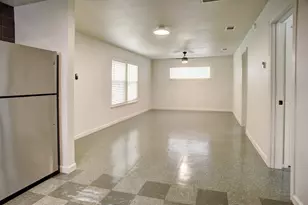 601 Elm St, Bastrop, TX 78602 - Photo 5