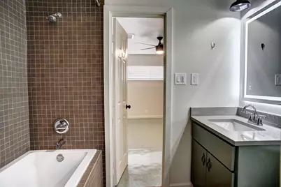 601 Elm Street, Bastrop, TX 78602 - Photo 17