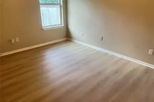 5700 Lomita Verde Cir, Austin, TX 78749 - Photo 7