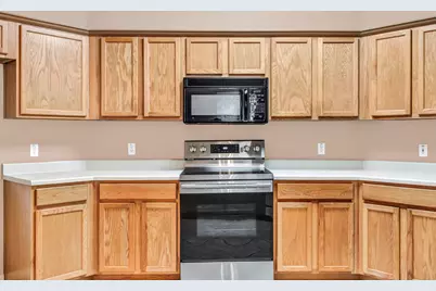5700 Lomita Verde Circle, Austin, TX 78749 - Photo 9